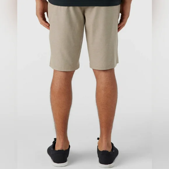 O'Neill Reserve Light Check 21 Hybrid Shorts - Picture 2 of 7